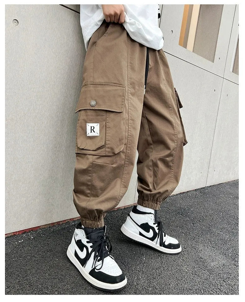 Men's loose straight-leg ankle-banded polyester trousers in black with letter print