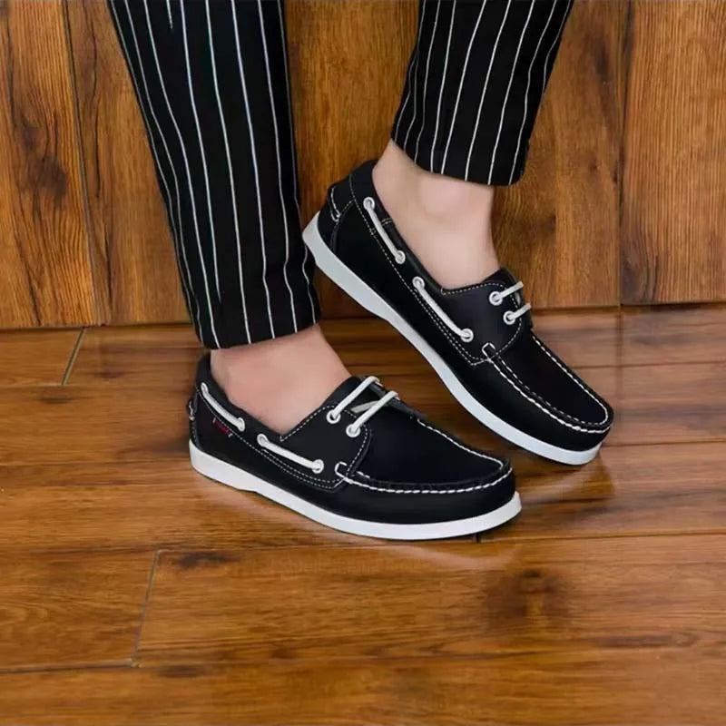 Men's British style casual shoe in artificial PU, showing round toe and flat heel design.