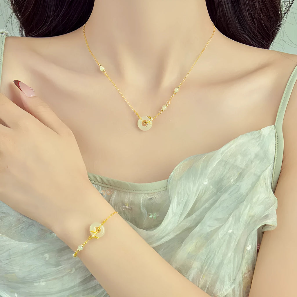 Women's antique style 925 sterling silver bracelet with safety buckle in gold or silver plating